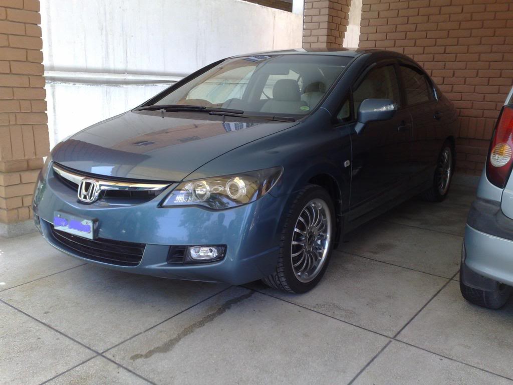 photo 4 Honda Civic custom wheels   17x7.0, ET , tire size 215/45 R17. x ET 