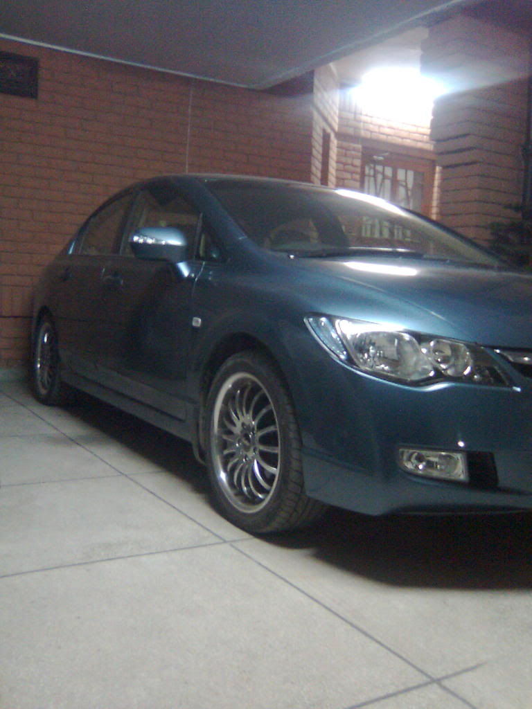photo 5 Honda Civic custom wheels   17x7.0, ET , tire size 215/45 R17. x ET 