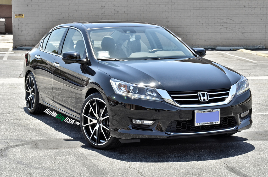 photo 4 Honda Accord custom wheels Gianelle Davalu Black 20x8.5, ET , tire size 245/35 R20. x ET 