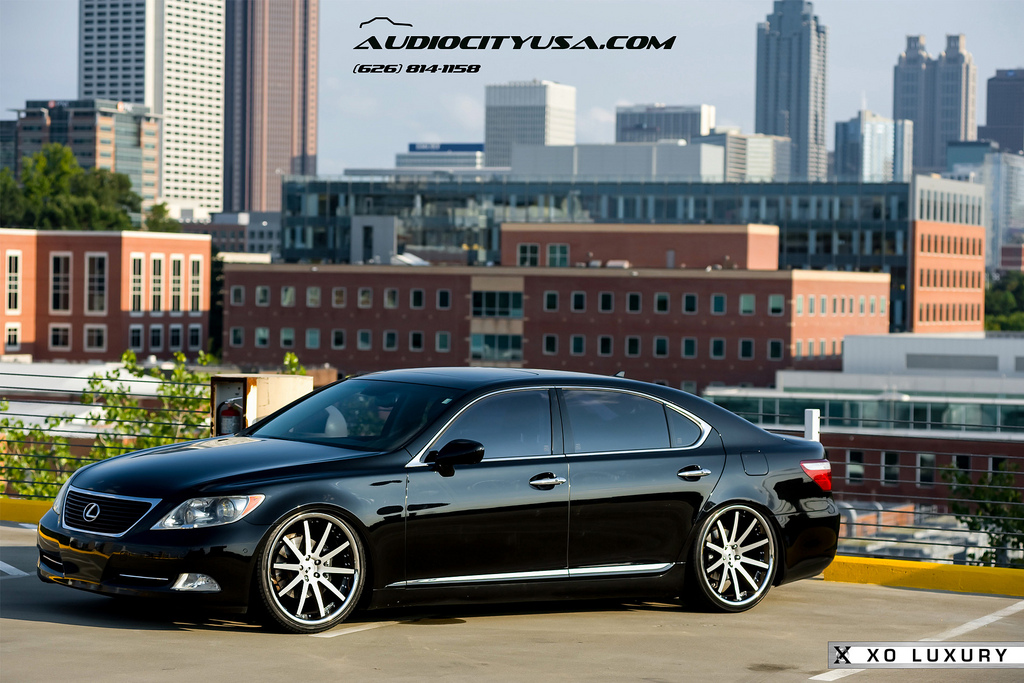 photo 3 Lexus LS 460 custom wheels XO Luxury Paris 22x9.0, ET , tire size 255/30 R22. 22x10.5 ET 305/25 R22
