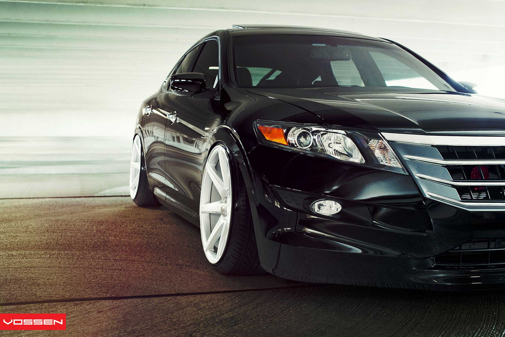 photo 2 Honda Crosstour custom wheels Vossen VVS-CV7s 20x10.5, ET , tire size X R20. x ET 