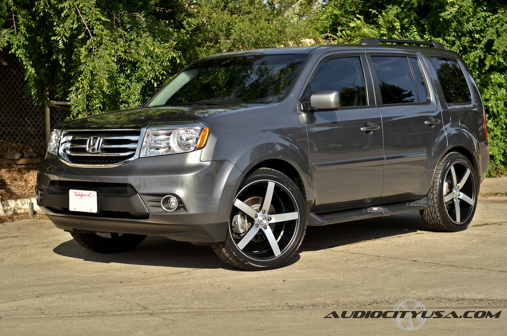 photo 2 Honda Pilot custom wheels Vossen VVS CV3 22x9.0, ET , tire size 265/40 R22. x ET 