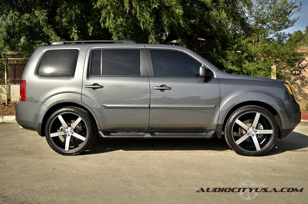 photo 3 Honda Pilot custom wheels Vossen VVS CV3 22x9.0, ET , tire size 265/40 R22. x ET 
