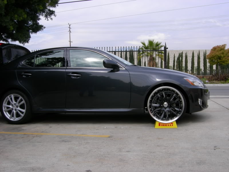 photo 2 Lexus IS 250 custom wheels Moven GT2 20x8.5, ET +38, tire size 235/30 R20. x ET 