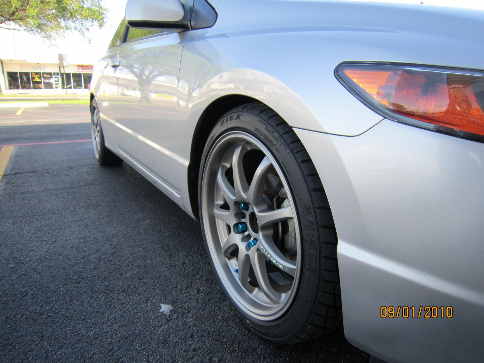 photo 1 Honda Civic custom wheels Work XD-9 18x8.0, ET +45, tire size 225/40 R18. x ET