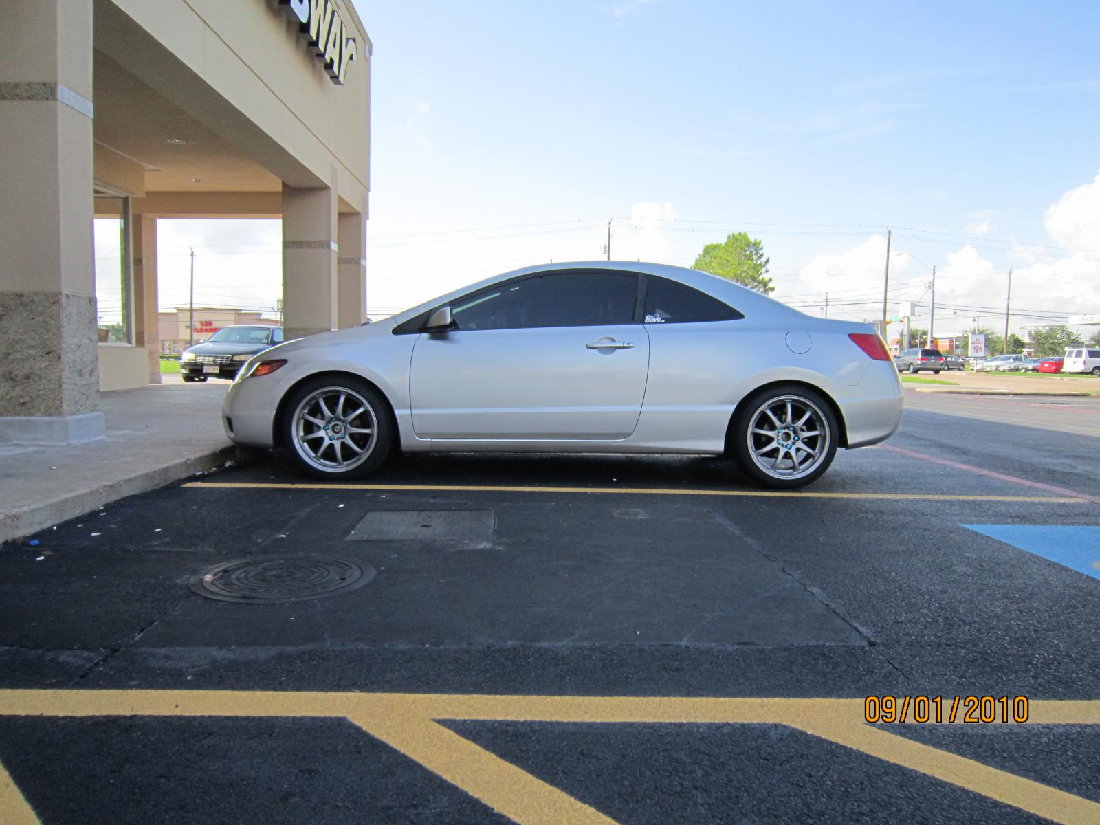 photo 3 Honda Civic custom wheels Work XD-9 18x8.0, ET +45, tire size 225/40 R18. x ET