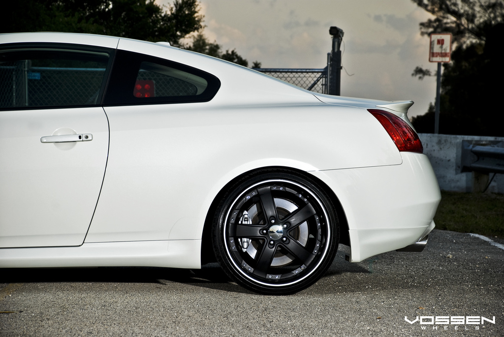 photo 5 Infiniti G37 custom wheels Vossen VVS-084 20x9.0, ET , tire size X R20. 20x10.5 ET 