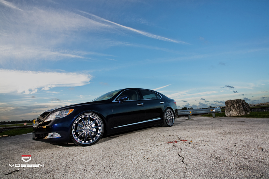 photo 6 Lexus LS 460 custom wheels Vossen Forged VF-083 22x9.0, ET , tire size X R22. 22x10.5 ET