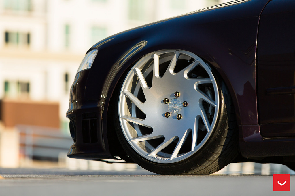 photo 1 Audi RS 4 custom wheels Vossen VLE-1 20x10.5, ET , tire size X R20. x ET 
