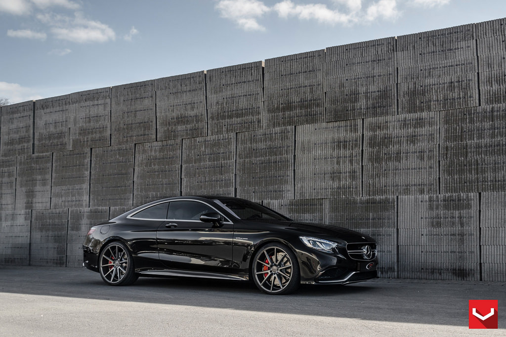 photo 2 Mercedes-Benz S-Class custom wheels Vossen VFS-1 22x9.0, ET , tire size X R22. 22x10.5 ET 