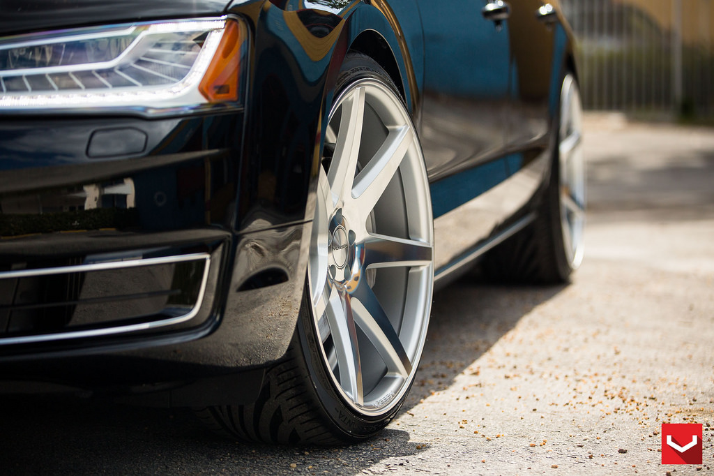 photo 1 Audi A8 custom wheels Vossen CV-7 22x10.5, ET , tire size X R22. x ET 