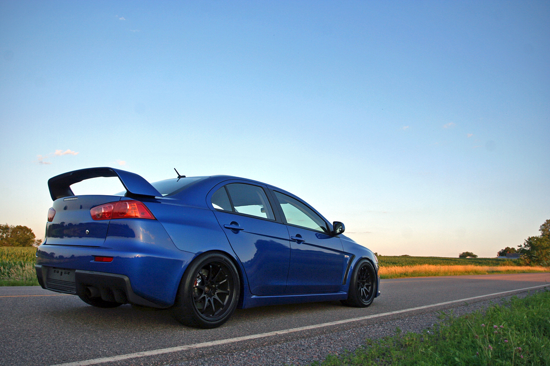 photo 2 Mitsubishi Lancer Evolution custom wheels Rays Engineering Volk Racing CE28N 18x10.5, ET +18, tire size 275/35 R18. x ET 