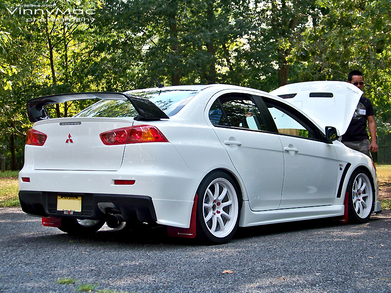 photo 6 Mitsubishi Lancer Evolution custom wheels Rays Engineering Gram Lights 57 Optimise 18x9.5, ET +22, tire size 255/35 R18. x ET 