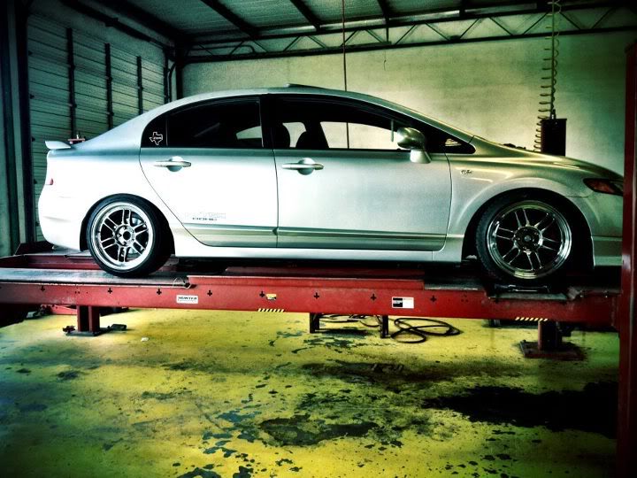 photo 4 Honda Civic custom wheels Konig Milligrams 18x8.5, ET +45, tire size 225/40 R18. x ET 