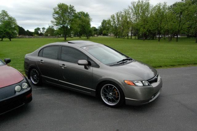 photo 2 Honda Civic custom wheels Drag DR9 17x7.0, ET +35, tire size 215/45 R17. x ET