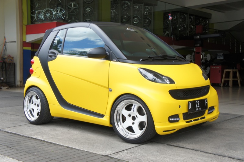 photo 4 Smart fortwo custom wheels WORK Meister S1 16x, ET , tire size X R16. x ET