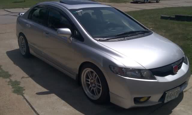 photo 1 Honda Civic custom wheels Enkei RPF1 17x9.0, ET +35, tire size 225/45 R17. x ET