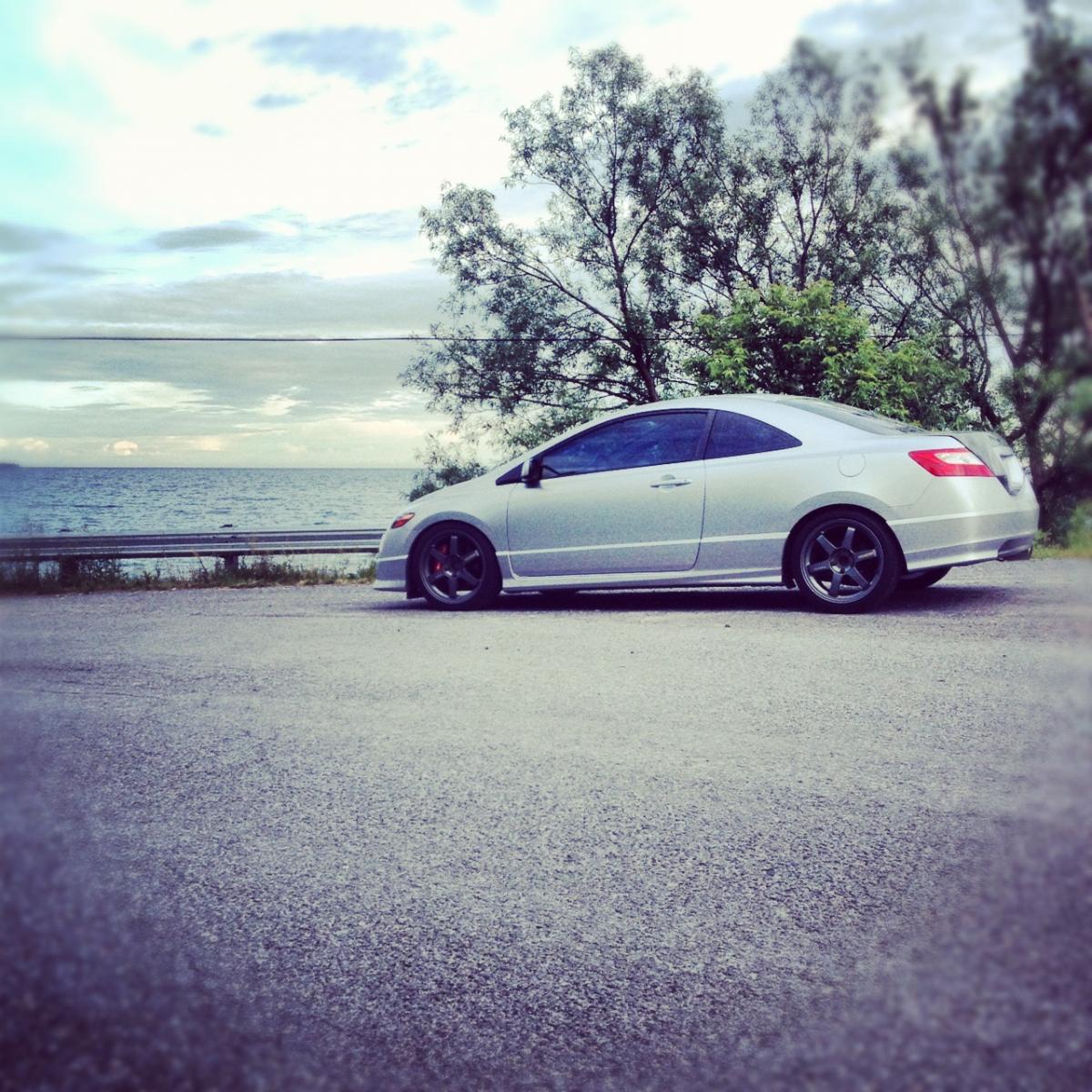 photo 1 Honda Civic custom wheels Volk TE37 18x8.5, ET +42, tire size 225/40 R18. x ET 