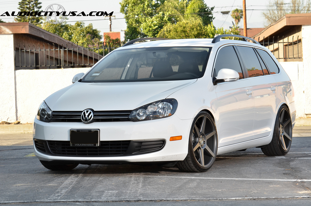 photo 2 Volkswagen Jetta SportWagen custom wheels Stance SC6  19x8.5, ET , tire size 225/35 R19. 19x9.5 ET 245/35 R19