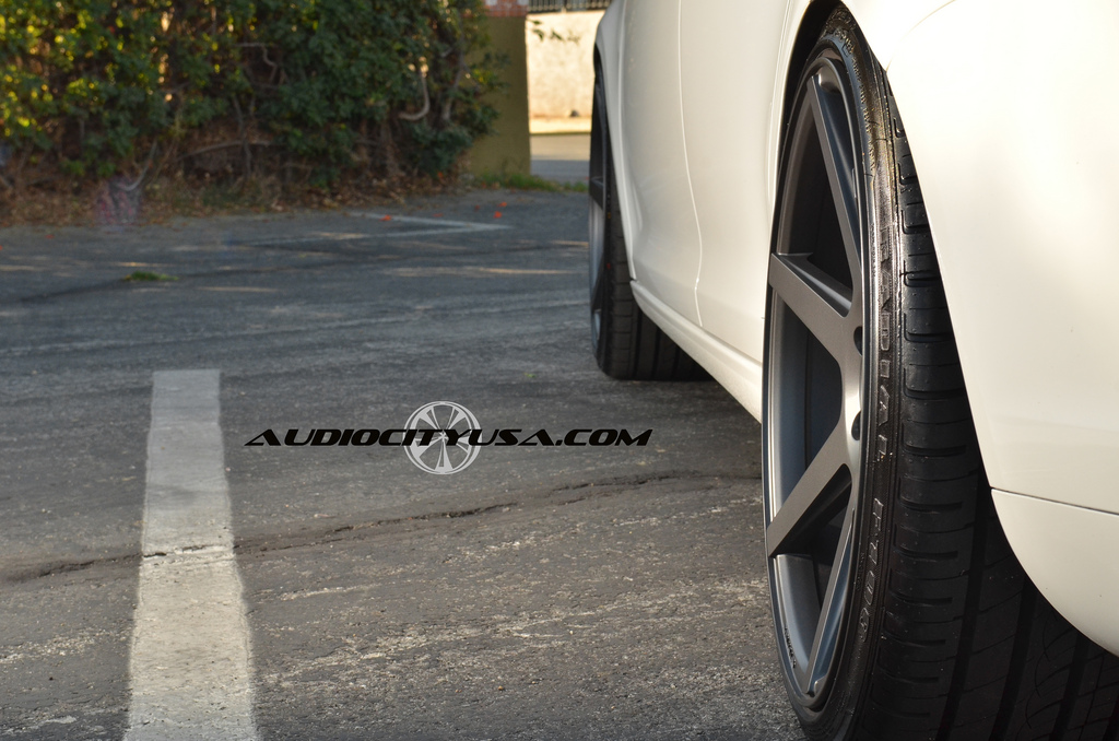 photo 4 Volkswagen Jetta SportWagen custom wheels Stance SC6  19x8.5, ET , tire size 225/35 R19. 19x9.5 ET 245/35 R19