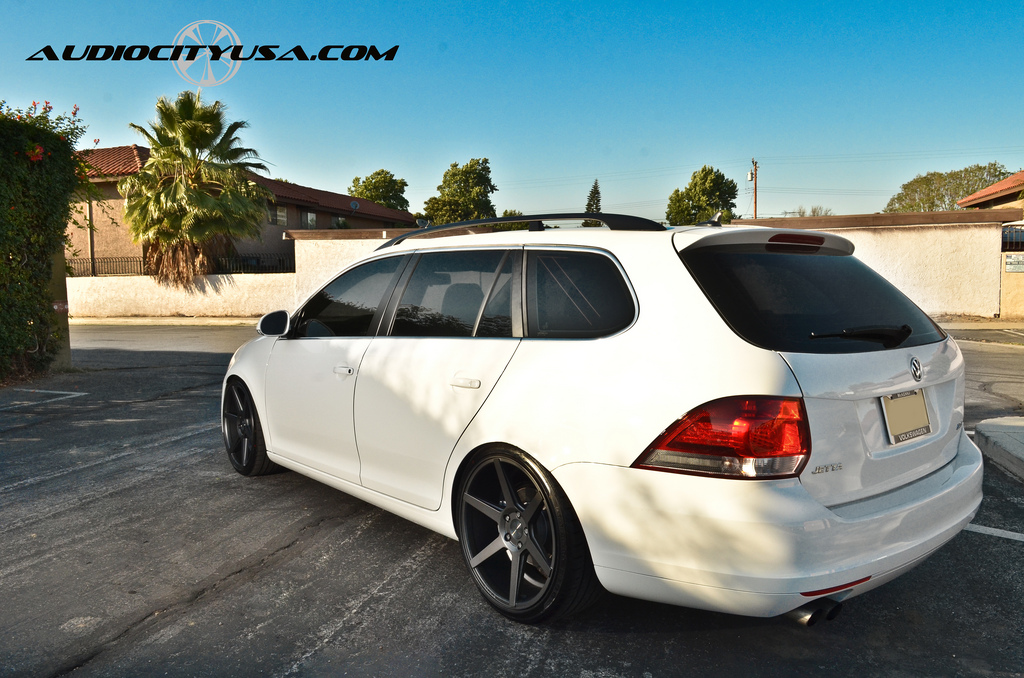 photo 5 Volkswagen Jetta SportWagen custom wheels Stance SC6  19x8.5, ET , tire size 225/35 R19. 19x9.5 ET 245/35 R19