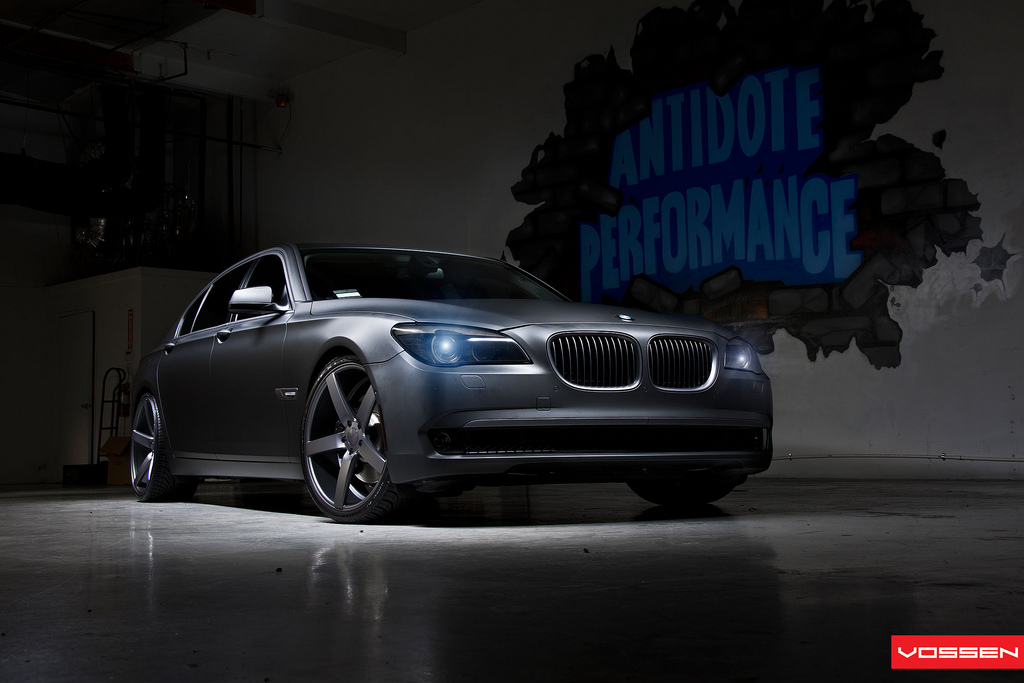 photo 4 BMW 740 custom wheels Vossen CV-3 22x9.0, ET , tire size X R22. 22x10.5 ET 