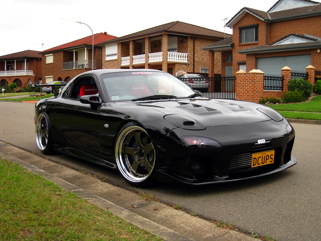 photo 6 Mazda RX-7 custom wheels SSR Professor SP1 19x9.5, ET +18, tire size 225/35 R19. 19x11.0 ET+11 245/35 R19
