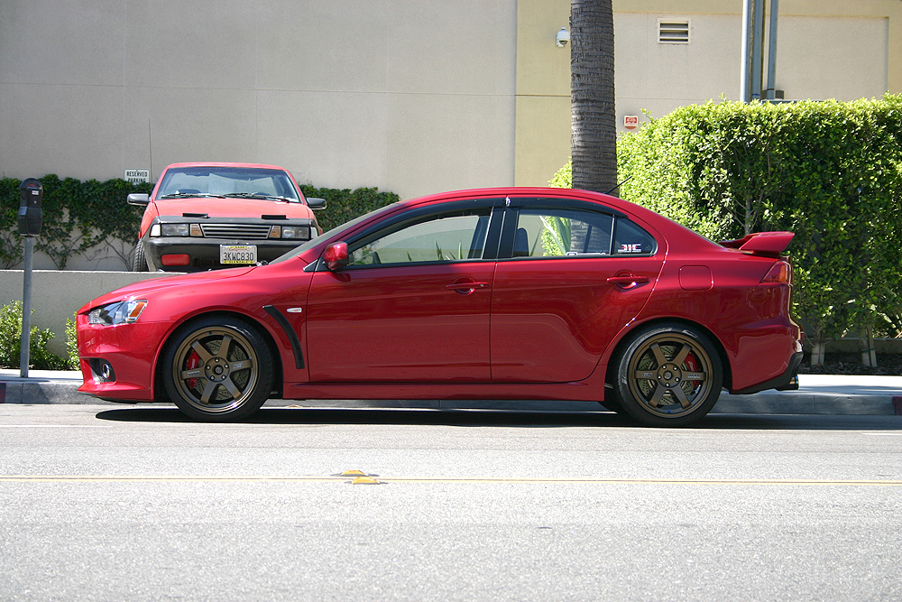 photo 5 Mitsubishi Lancer Evolution custom wheels Rays Engineering Volk Racing TE37 18x10.5, ET +22, tire size 265/35 R18. x ET