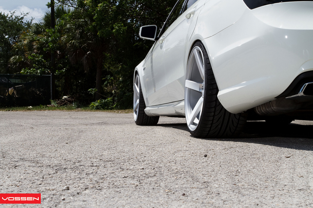 photo 1 Mercedes-Benz E-Class custom wheels Vossen CV3 20x9.0, ET , tire size X R20. 20x10.5 ET