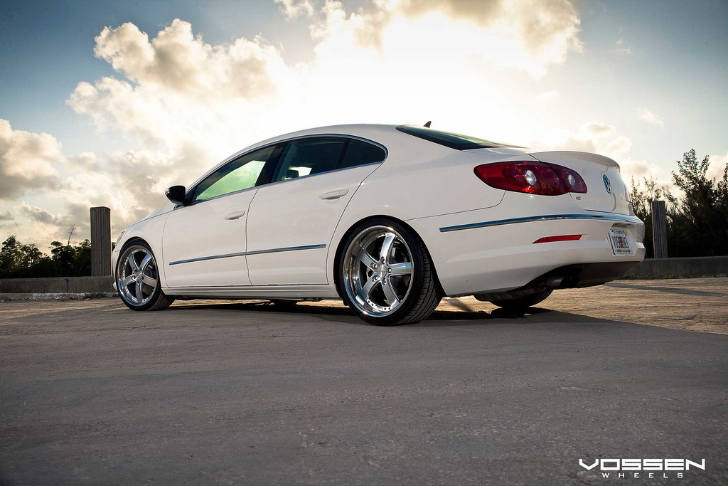 photo 6 Volkswagen CC custom wheels Vossen VVS-084 19x8.5, ET , tire size X R19. 19x10.0 ET 