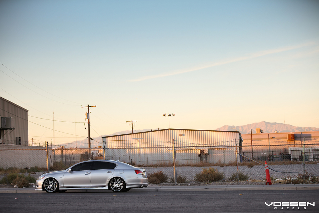photo 1 Lexus GS 400 custom wheels Vossen  VVS-082 20x9.0, ET , tire size X R20. 20x10.5 ET 
