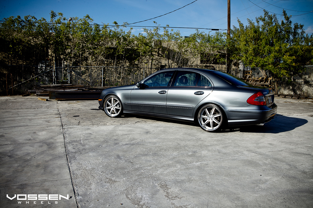 photo 2 Mercedes-Benz E-Class custom wheels Vossen VVS-086 20x9.0, ET , tire size X R20. 20x10.5 ET 