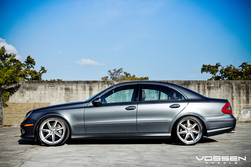 photo 8 Mercedes-Benz E-Class custom wheels Vossen VVS-086 20x9.0, ET , tire size X R20. 20x10.5 ET 