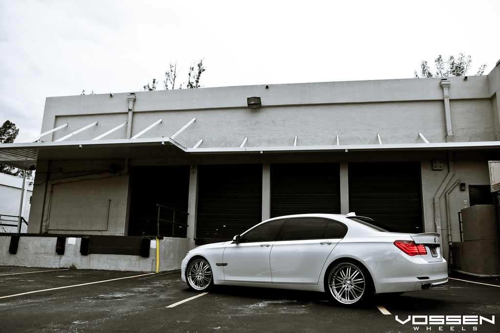 photo 2 BMW 750 custom wheels Vossen VVS-082 x, ET , tire size X R. x ET 