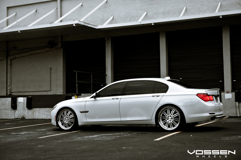 photo 8 BMW 750 custom wheels Vossen VVS-082 x, ET , tire size X R. x ET 