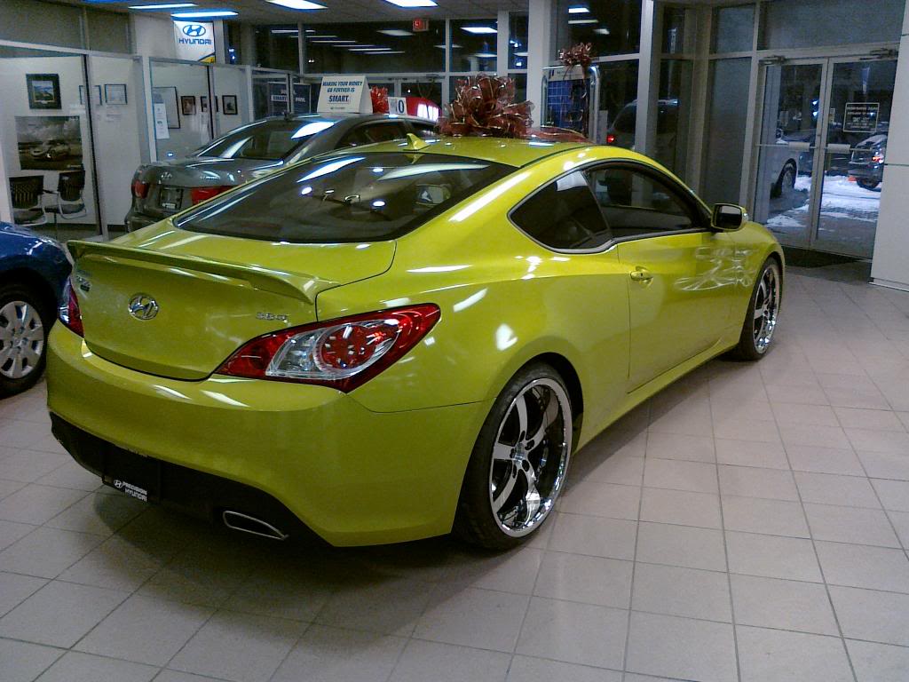 photo 1 Hyundai Genesis custom wheels Vossen  VVS084  20x9.0, ET +32, tire size 245/30 R20. 20x10.5 ET+42 285/30 R20