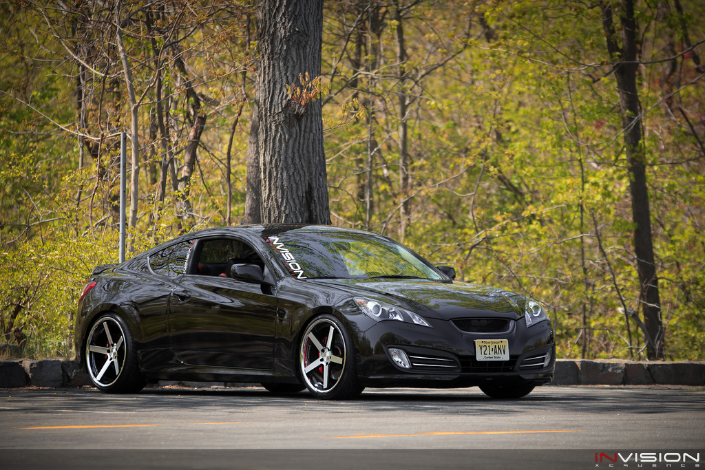 photo 1 Hyundai Genesis custom wheels 20x9.0, ET +20, tire size 225/35 R20. 20x10.5 ET+27 255/30 R20