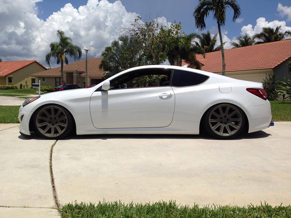 photo 1 Hyundai Genesis custom wheels 19x9.0, ET , tire size 215/35 R19. 19x10.0 ET+5 235/35 R19