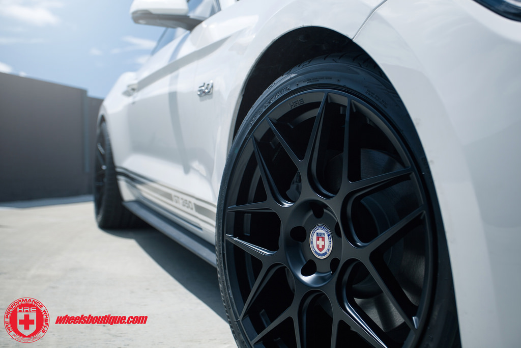 photo 1 Ford Mustang custom wheels HRE FlowForm FF01 20x9.5, ET , tire size 265/35 R20. 20x10.5 ET 305/30 R20