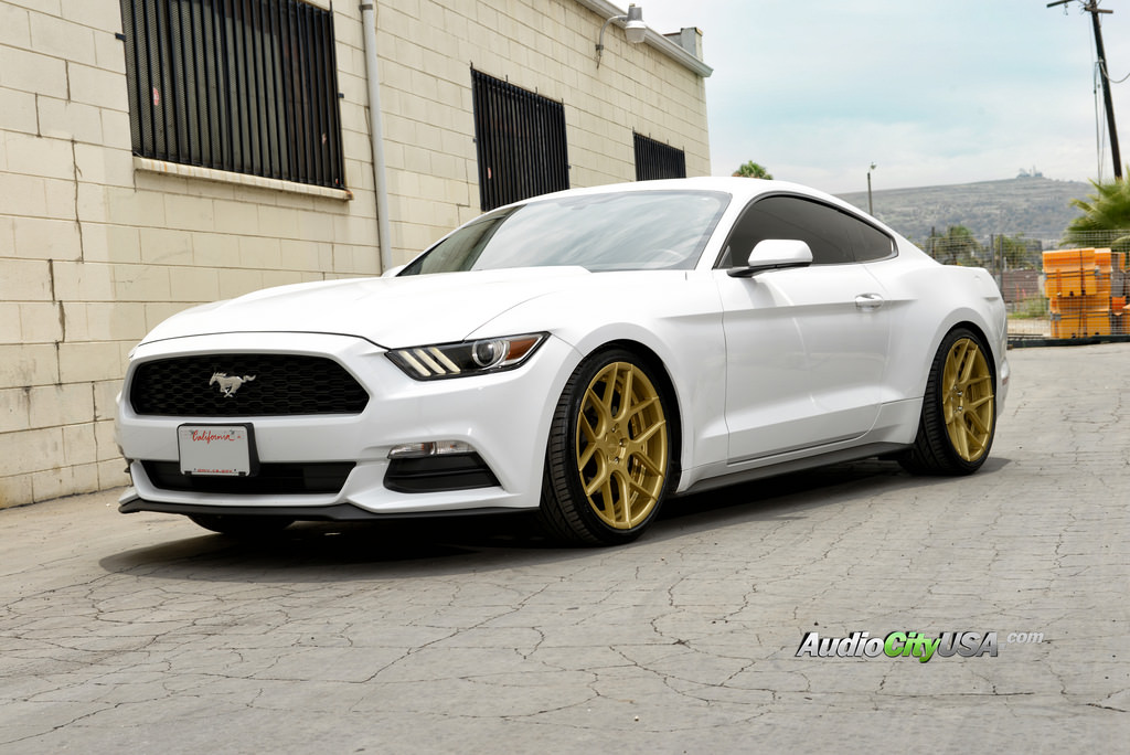 photo 2 Ford Mustang custom wheels Rennen CSL 4 20x9.0, ET , tire size 245/35 R20. 20x10.0 ET 275/30 R20