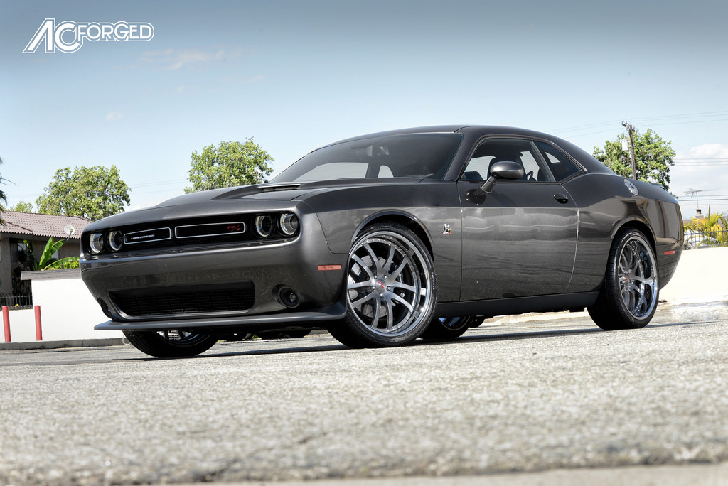 photo 5 Dodge Challenger custom wheels AC 312 22x9.0, ET , tire size 265/35 R22. 22x10.5 ET 295/30 R22