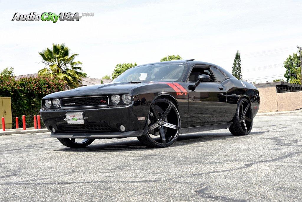 photo 2 Dodge Challenger custom wheels Versante 228 24x9.5, ET , tire size 275/25 R24. x ET 
