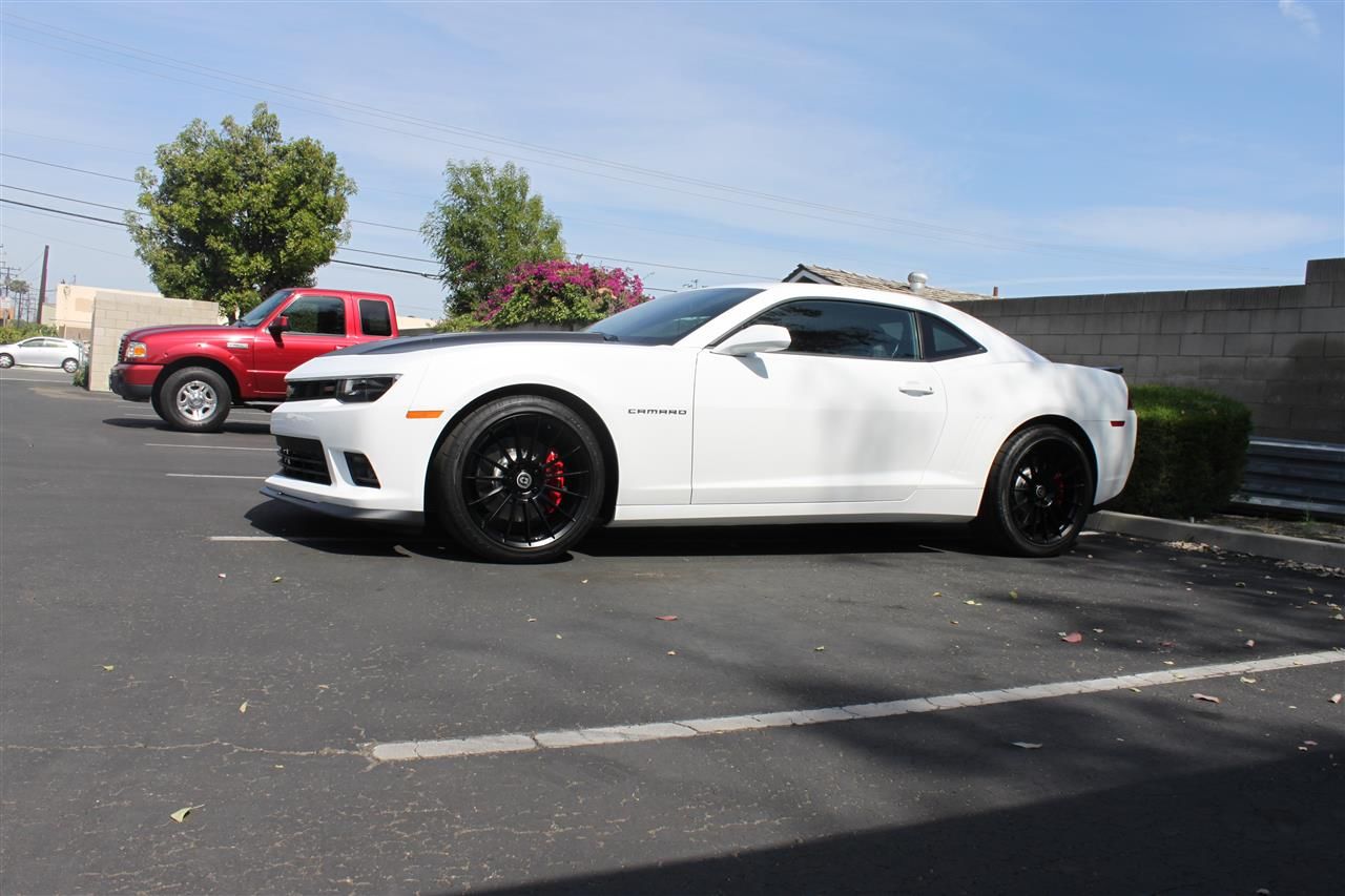 photo 6 Chevrolet Camaro custom wheels HRE FlowForm FF15 20x10.0, ET , tire size X R20. 20x11.0 ET