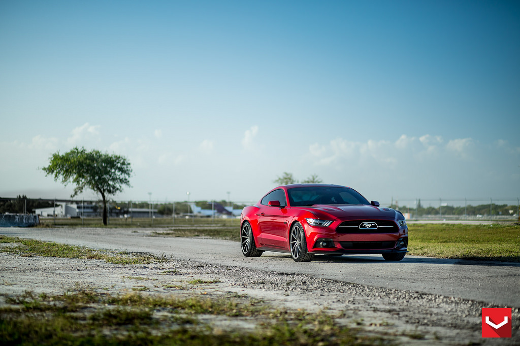 photo 3 Ford Mustang custom wheels Vossen CVT 20x9.0, ET +20, tire size 245/35 R20. 20x10.5 ET+45 285/30 R20