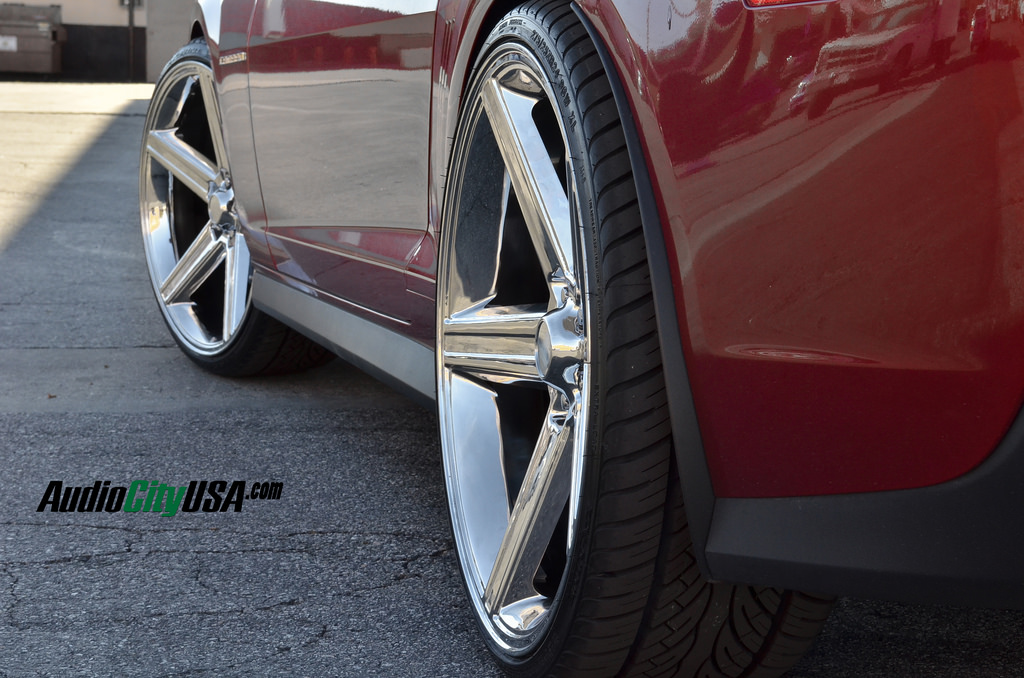 photo 1 Chevrolet Camaro custom wheels IROC Chrome 24x10.0, ET , tire size 275/25 R24. x ET 