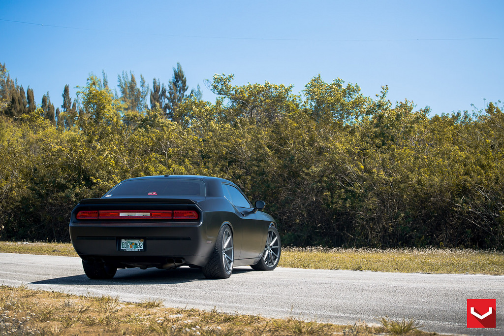 photo 3 Dodge Challenger custom wheels Vossen VFS-1 22x9.0, ET , tire size X R22. 22x10.5 ET