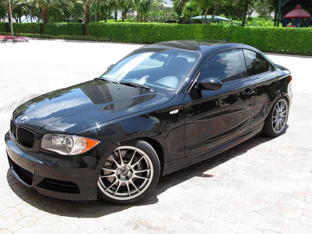 photo 1 BMW 135 custom wheels OZ Ultraleggera 18x8.0, ET +40, tire size 225/40 R18. 18x9.0 ET+40 255/35 R18