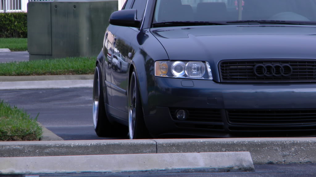 photo 2 Audi A4 custom wheels Drifz 506 19x8.5, ET +38, tire size 225/40 R19. 19x9.5 ET+38 