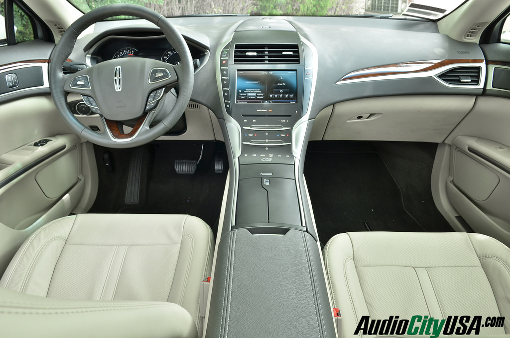 photo 9 Lincoln MKZ custom wheels Gianelle Puerto 22x9.0, ET , tire size 235/30 R22. x ET