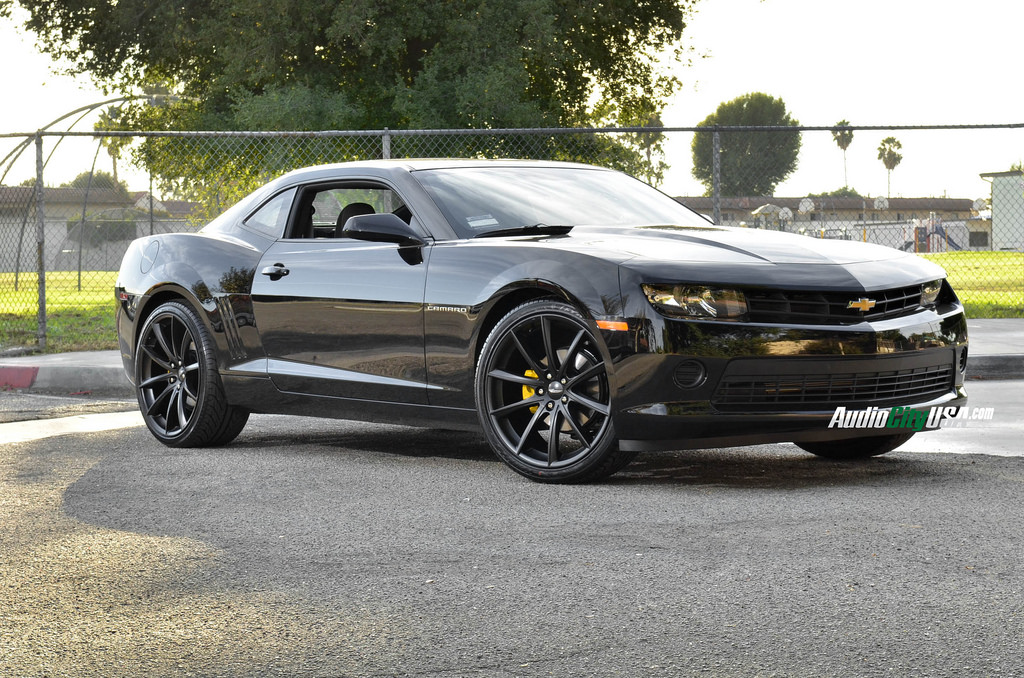 photo 2 Chevrolet Camaro custom wheels ACE Convex  22x9.0, ET , tire size 265/35 R22. 22x10.5 ET 295/30 R22